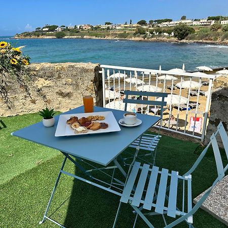 Villa Mg Hotel Santa Marinella Eksteriør bilde