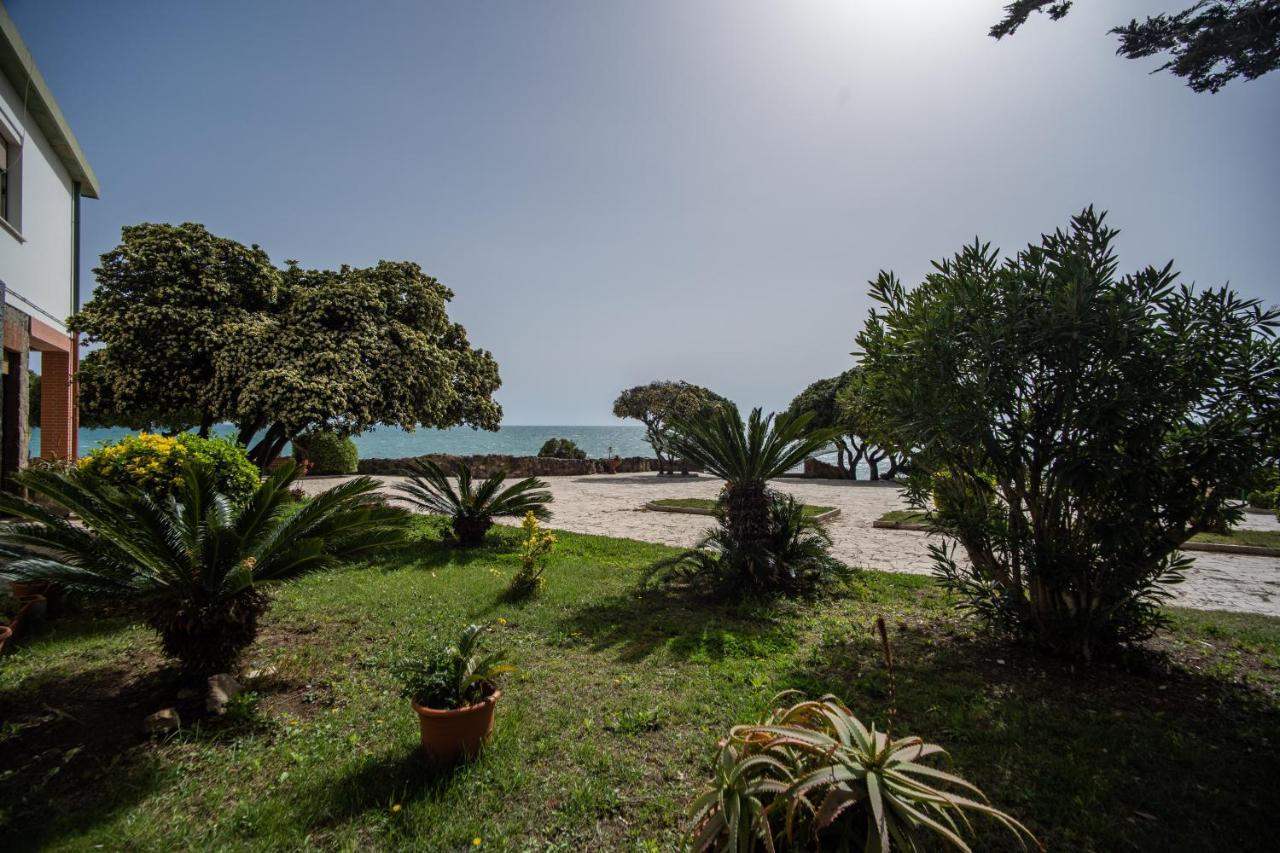 Villa Mg Hotel Santa Marinella Eksteriør bilde