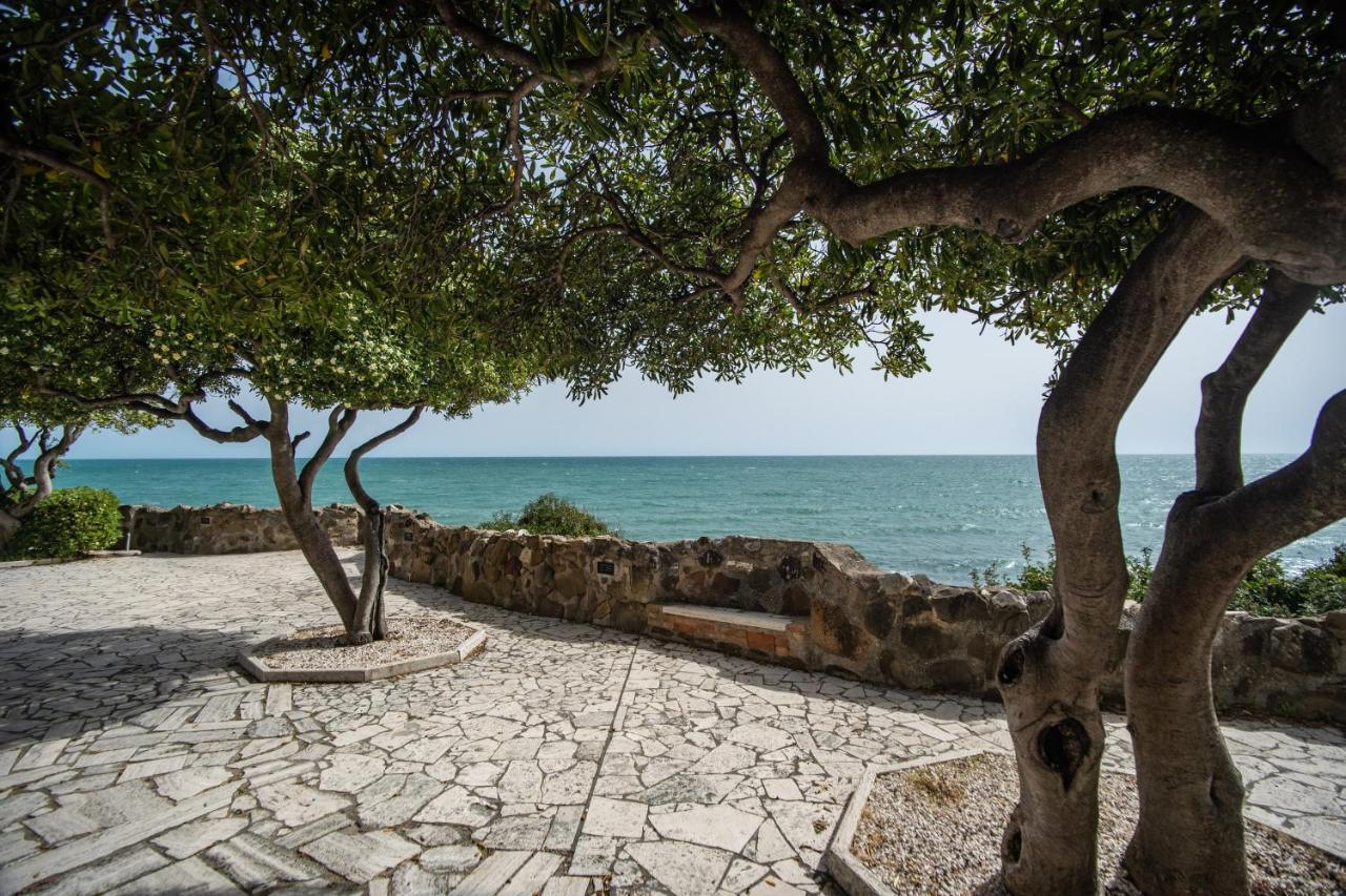 Villa Mg Hotel Santa Marinella Eksteriør bilde