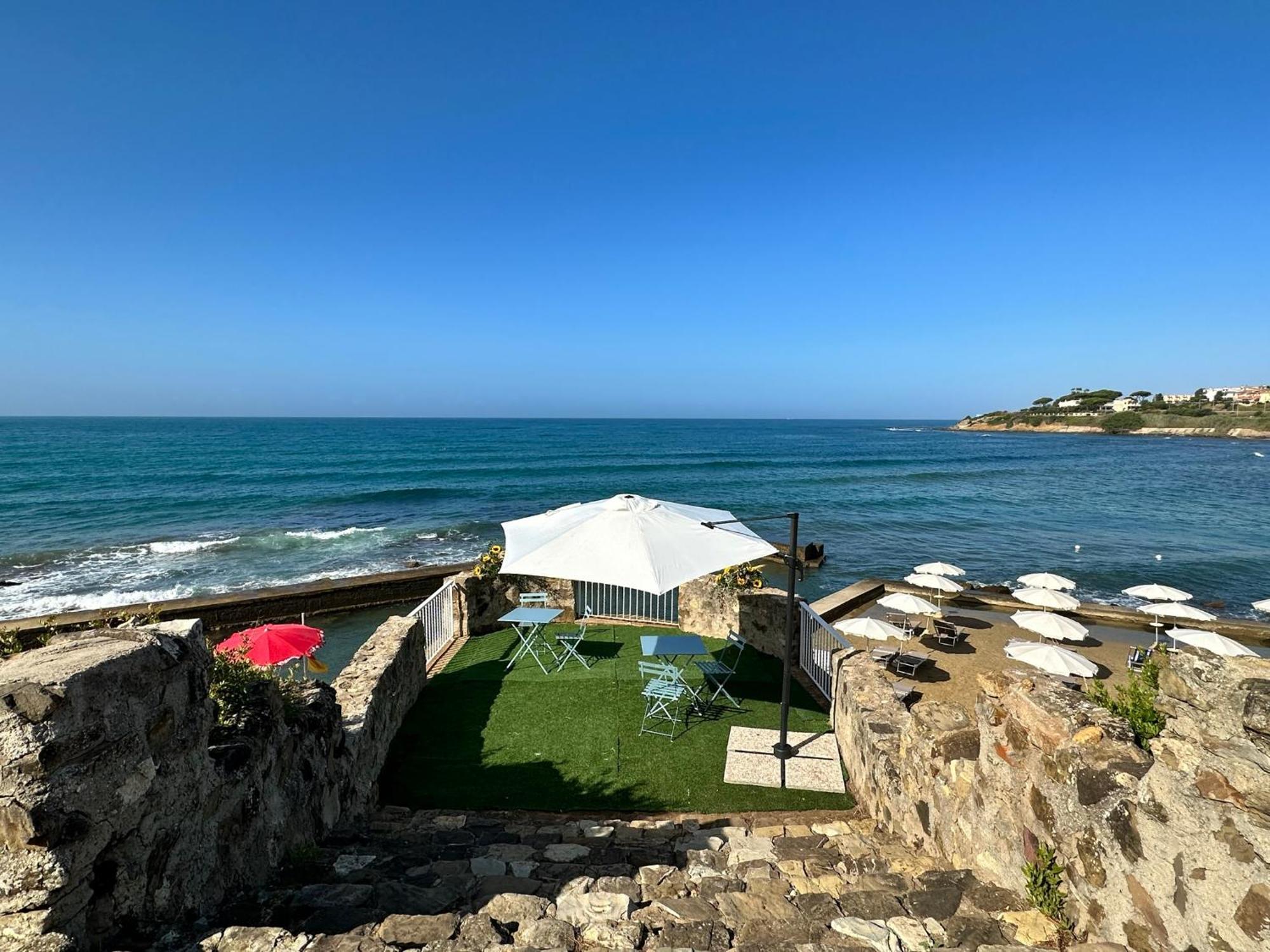 Villa Mg Hotel Santa Marinella Eksteriør bilde