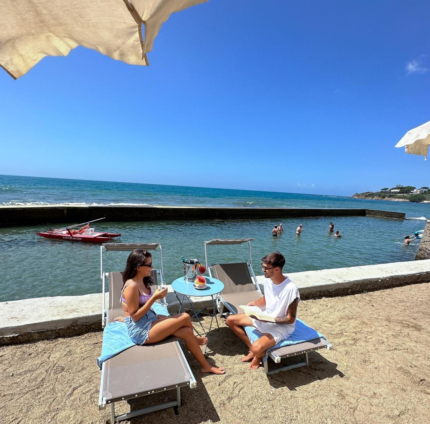 Villa Mg Hotel Santa Marinella Eksteriør bilde