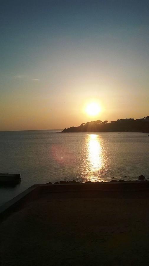 Villa Mg Hotel Santa Marinella Eksteriør bilde